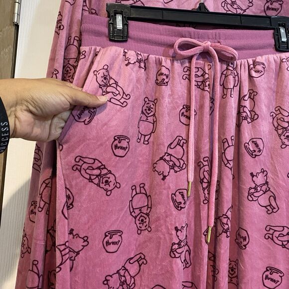 Disney Winnie the Pooh PJs two piece, pink velvety soft cozy Womens Small - Picture 4 of 11